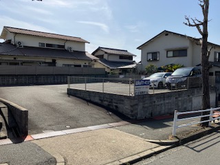 若葉台Fパーキング